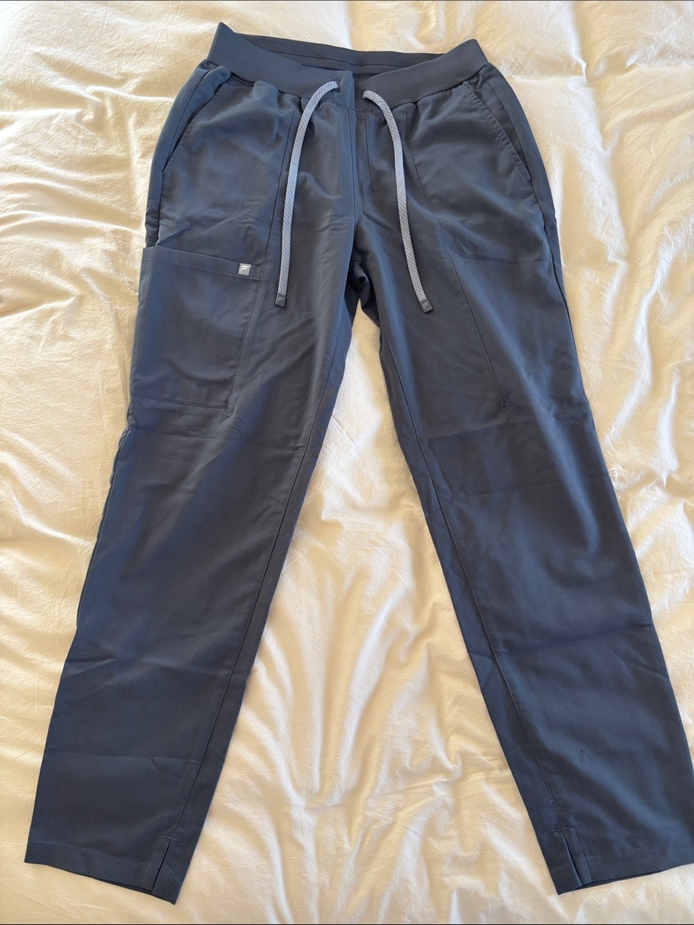 Fabletics Gray Drawstring Women’s Scrub Pants